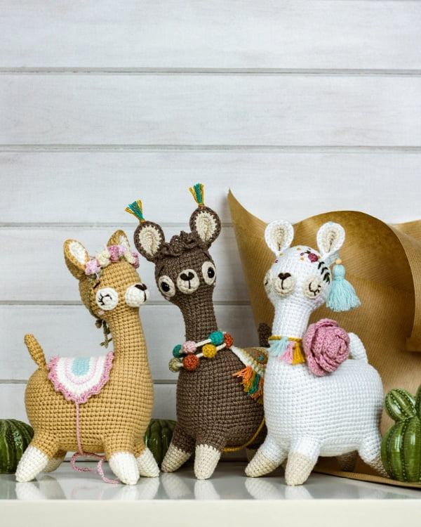 Group of crochet alpacas.