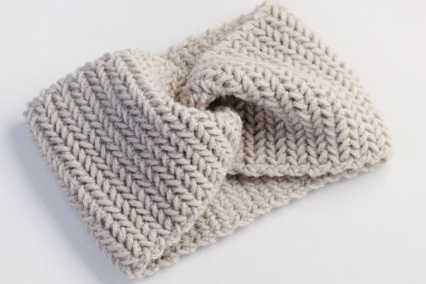 Herringbone single crochet head warmer.