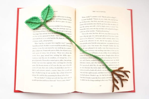 Crochet leaf and roots bookmark.