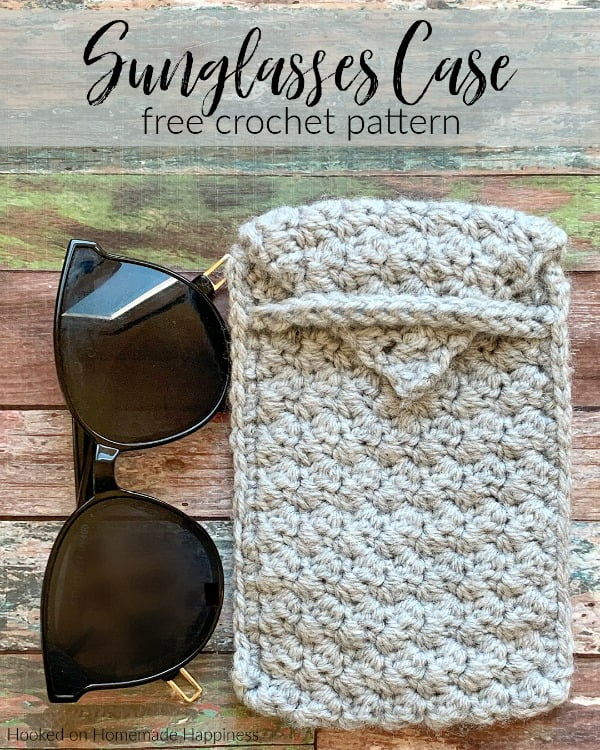 Suzette stitch crochet sunglasses case.