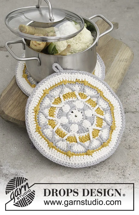 round crochet potholder