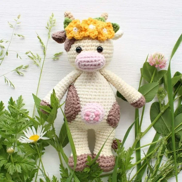 15 Free Crochet Cow Patterns - Crochet Scout