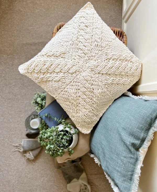 A cable crochet c2c pillow.