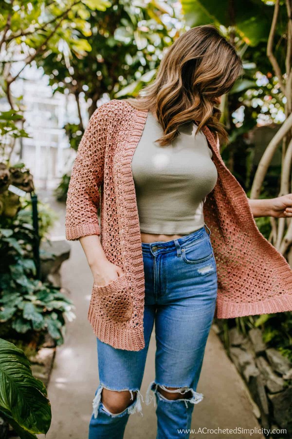 Free Crochet Cardigan Pattern-Button down or buttons out! - KnitcroAddict