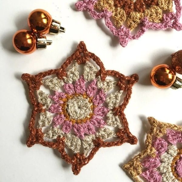 Vintage-look crochet Christmas stars.