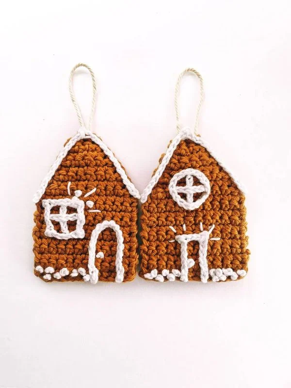 Two simple crocht gingerbread house ornaments.
