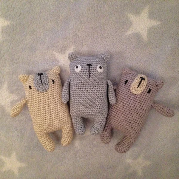 Three simple amigurumi bears.