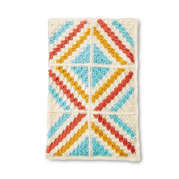 A C2C crochet blanket constrcued for square motifs.