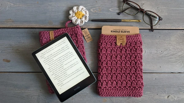 Cluster stitch crochet Kindle sleevs.