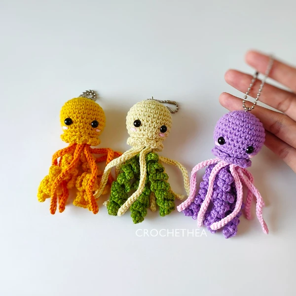 Crochet jellyfish keyrings.