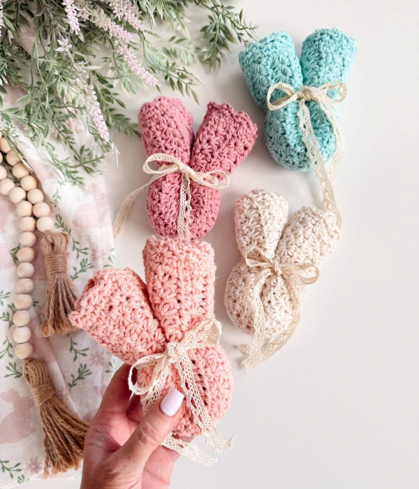 Star stitch crochet dishcloths.